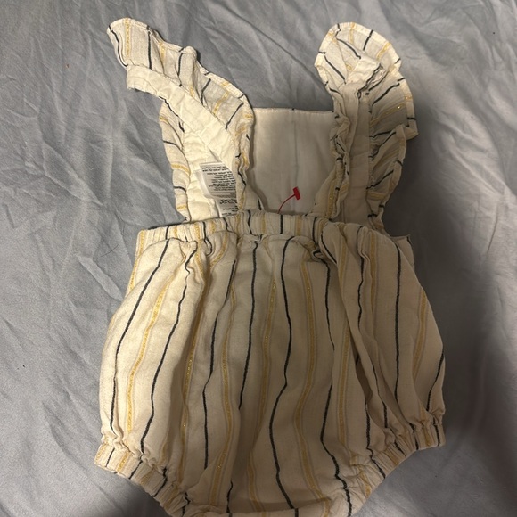 Romper - Picture 2 of 3